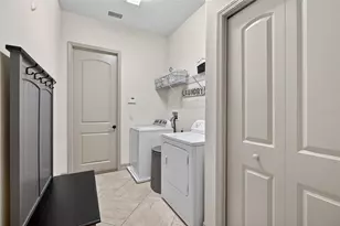 1607 Abyss Dr, Odessa, FL 33556 - Photo 36