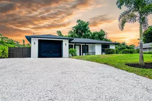629 Albritton Ave, Sarasota, FL 34232 - Photo 1
