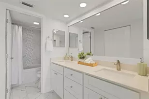 7540 Sunshine Skyway Ln S, Saint Petersburg, FL 33711 - Photo 12