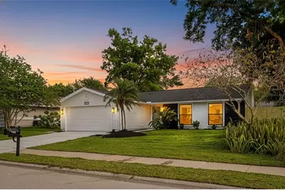 1023 Mineola Circle, Palm Harbor, FL 34683 - Photo 32