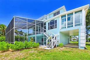 2106 Pelican Ct, Tarpon Springs, FL 34689 - Photo 16
