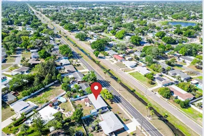 7401 16th St N, Saint Petersburg, FL 33702 - Photo 2