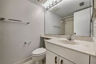 3400 Cove Cay Dr, Clearwater, FL 33760 - Photo 22