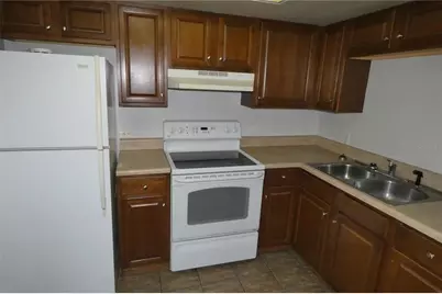 5831 8th Avenue N #206, Saint Petersburg, FL 33710 - Photo 4