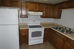 5831 8th Ave N, Saint Petersburg, FL 33710 - Photo 4