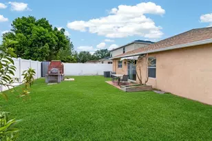 11154 Running Pine Dr, Riverview, FL 33569 - Photo 38