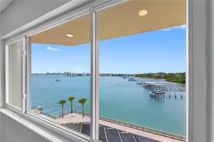 100 Bluff View Dr, Belleair Bluffs, FL 33770 - Photo 14