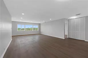 100 Bluff View Dr, Belleair Bluffs, FL 33770 - Photo 18