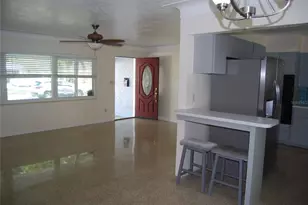 2851 67th St N, Saint Petersburg, FL 33710 - Photo 4