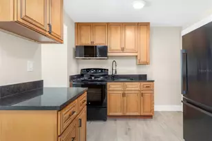 3000 Beach Blvd S, Gulfport, FL 33707 - Photo 8