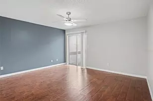 7102 Harbor Heights Cir, Orlando, FL 32835 - Photo 12