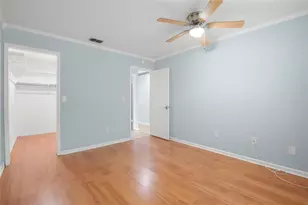 1904 Canterbury Ln, Sun City Center, FL 33573 - Photo 22