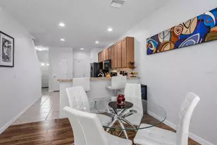 5014 White Sanderling Ct, Tampa, FL 33619 - Photo 4