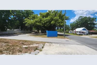 5312 6th Street, Zephyrhills, FL 33542 - Photo 2