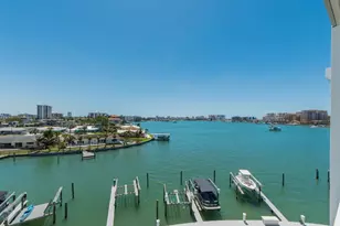 610 Island Way, Clearwater Beach, FL 33767 - Photo 18