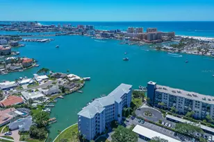 610 Island Way, Clearwater Beach, FL 33767 - Photo 6