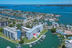 610 Island Way, Clearwater Beach, FL 33767 - Photo 1