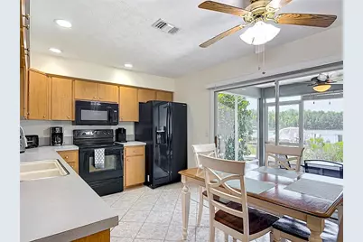 11122 W Cove Harbor Drive #112, Crystal River, FL 34428 - Photo 10