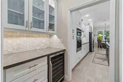 421 Pine Bluff Drive, Lutz, FL 33549 - Photo 26