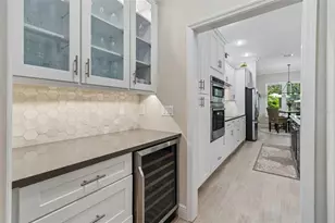 421 Pine Bluff Dr, Lutz, FL 33549 - Photo 26