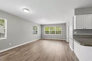 9931 110th St, Seminole, FL 33772 - Photo 14