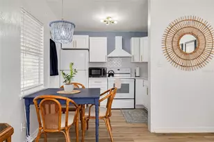 4351 Menhaden Dr SE, Saint Petersburg, FL 33705 - Photo 6