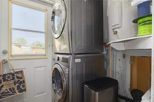 4351 Menhaden Dr SE, Saint Petersburg, FL 33705 - Photo 12