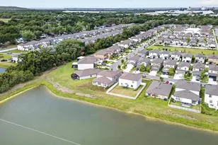 4712 Wild Senna Blvd, Tampa, FL 33619 - Photo 8