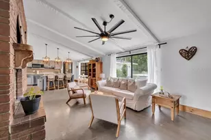 7820 Lithia Pinecrest Rd, Lithia, FL 33547 - Photo 14