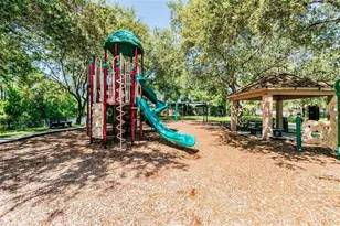 5414 Avenal Dr, Lutz, FL 33558 - Photo 82