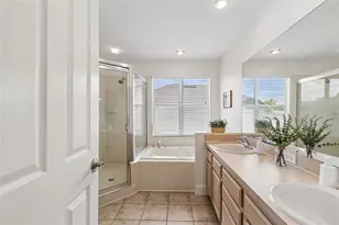 5414 Avenal Dr, Lutz, FL 33558 - Photo 46