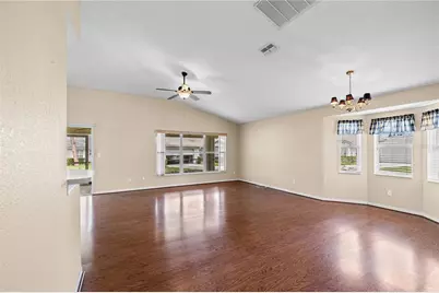 2724 Golf Lake Drive #26, Plant City, FL 33566 - Photo 2