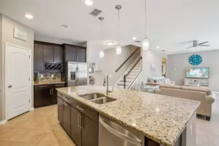 210 Dakota Hill Dr, Seffner, FL 33584 - Photo 14