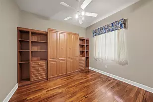 18817 Wimbledon Cir, Lutz, FL 33558 - Photo 32