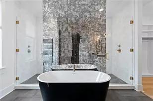 2503 N Glenwood Dr, Tampa, FL 33602 - Photo 40