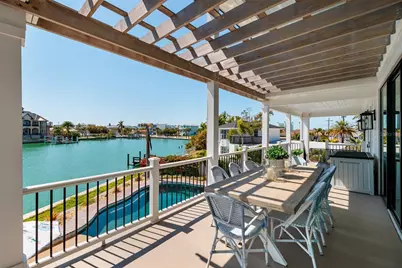 5408 Pali Way, Saint Pete Beach, FL 33706 - Photo 18