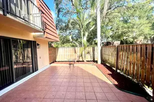 2712 14th Ct, Palm Harbor, FL 34684 - Photo 2