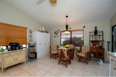 319 Linger Lane, Sun City Center, FL 33573 - Photo 18