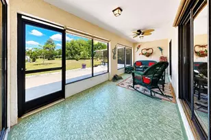 319 Linger Ln, Sun City Center, FL 33573 - Photo 22