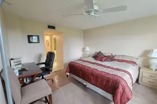 4715 Bay St NE, Saint Petersburg, FL 33703 - Photo 18