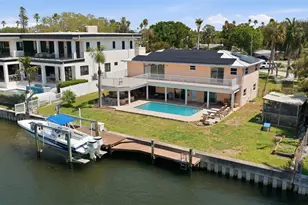 3876 Shore Acres Blvd NE, Saint Petersburg, FL 33703 - Photo 4