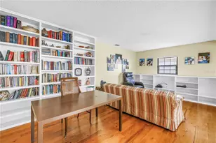 5861 Calais Blvd N, Saint Petersburg, FL 33714 - Photo 20