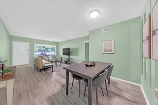 2401 Franciscan Dr, Clearwater, FL 33763 - Photo 2