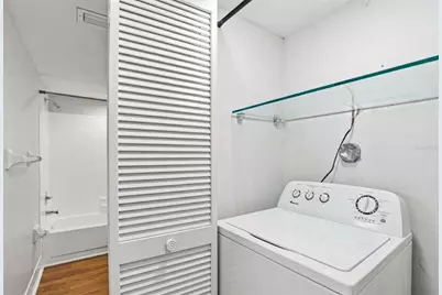 101 Lake Avenue NE #215, Largo, FL 33771 - Photo 30