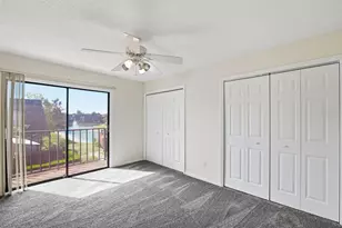15446 E Pond Woods Dr, Tampa, FL 33618 - Photo 14