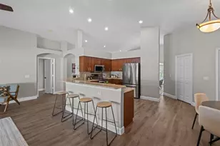 3617 Treeline Dr, Valrico, FL 33596 - Photo 10