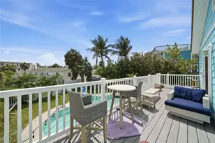 15823 Redington Dr, Redington Beach, FL 33708 - Photo 18