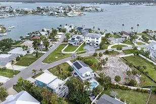 15823 Redington Dr, Redington Beach, FL 33708 - Photo 36