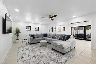 900 79th St S, Saint Petersburg, FL 33707 - Photo 28