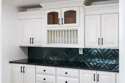 900 79th Street S, Saint Petersburg, FL 33707 - Photo 14